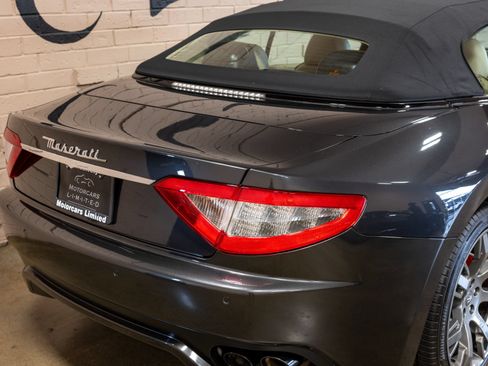 Used 2014 Maserati GranTurismo Convertible RWD image 22