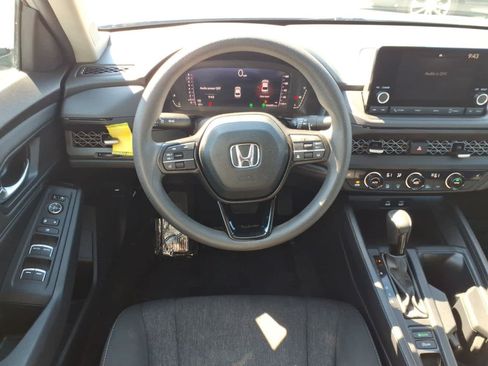 Used 2024 Honda Accord EX image 14