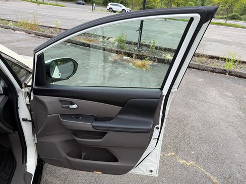 Used 2014 Honda Odyssey EX-L image 20
