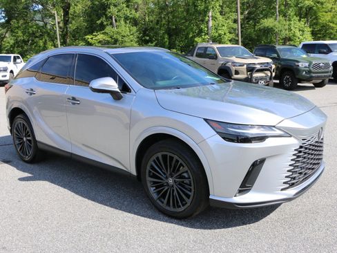 Used 2025 Lexus RX 350 Premium w/ Convenience Package FWD image 10