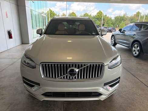 Used 2022 Volvo XC90 T8 Inscription w/ Advanced Package AWD/4WD image 15