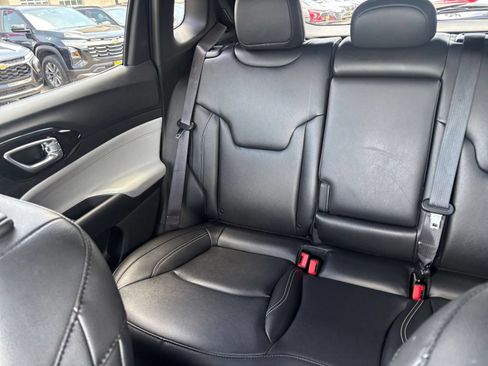 Used 2025 Jeep Compass Limited AWD/4WD image 40