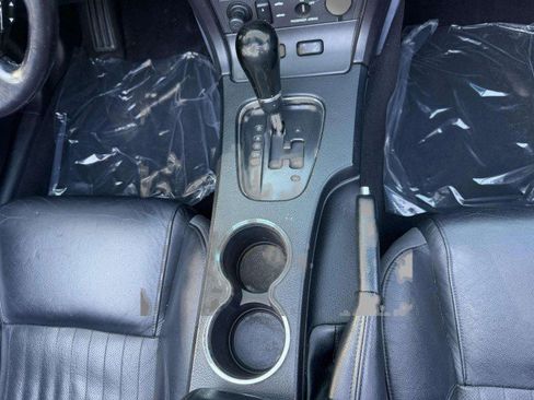 Used 2004 Ford Thunderbird RWD image 16