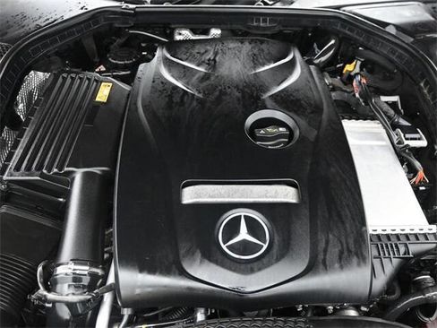 Used 2017 Mercedes-Benz C 300 C 300 4dr Sedan w/ Premium 1 Package image 17