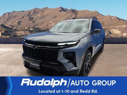 Used 2025 Chevrolet Traverse RS