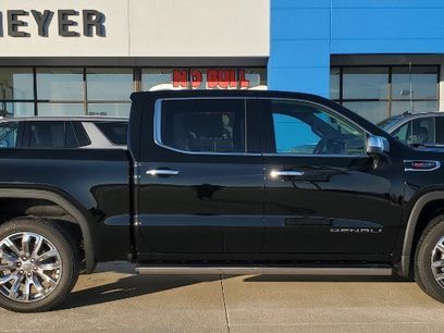 New 2025 GMC Sierra 1500 Denali w/ Denali Reserve Package