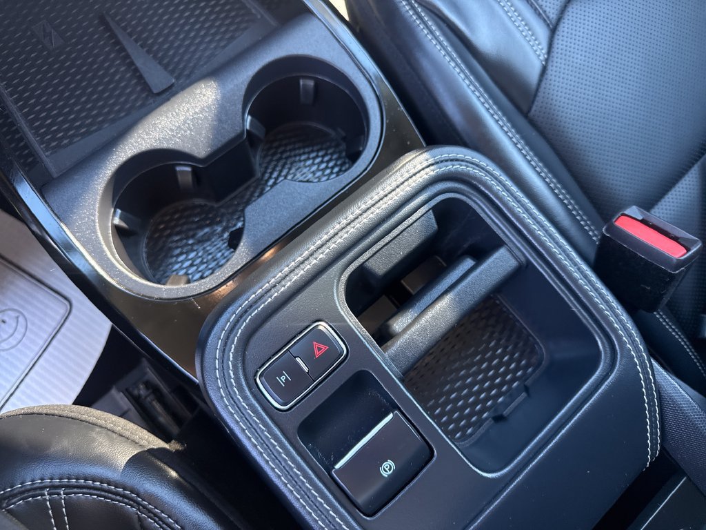 Used 2025 Ford Mustang Mach-E Premium AWD/4WD image 39