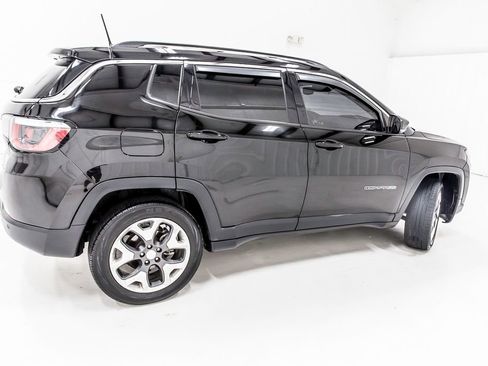 Used 2019 Jeep Compass Limited w/ Safety & Security Group AWD/4WD image 6