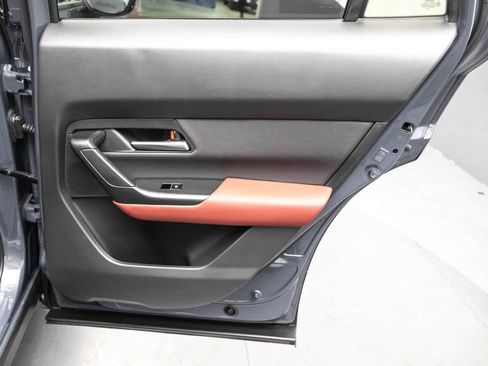 Used 2025 MAZDA CX-50 AWD 2.5 Hybrid w/ Premium Pkg image 32