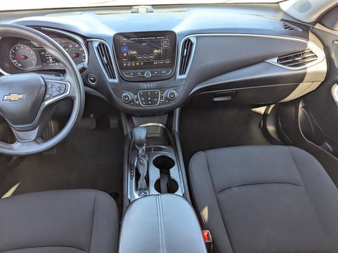 Used 2023 Chevrolet Malibu LT image 15