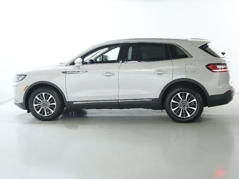 Used 2022 Lincoln Nautilus Reserve image 39