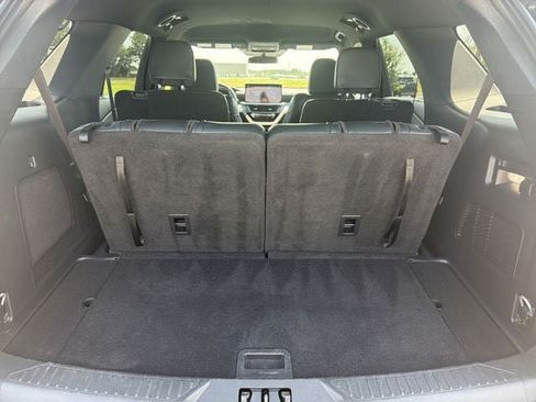 Used 2025 Ford Explorer ST-Line AWD/4WD image 35