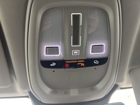 Used 2023 Volvo XC60 B5 Plus image 14