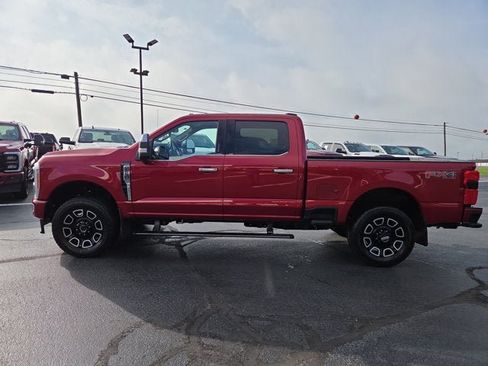 Used 2023 Ford F250 Platinum w/ FX4 Off-Road Package AWD/4WD image 3