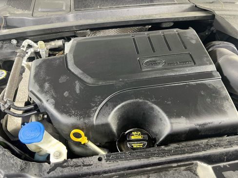 Used 2019 Land Rover Discovery Sport HSE AWD/4WD image 30