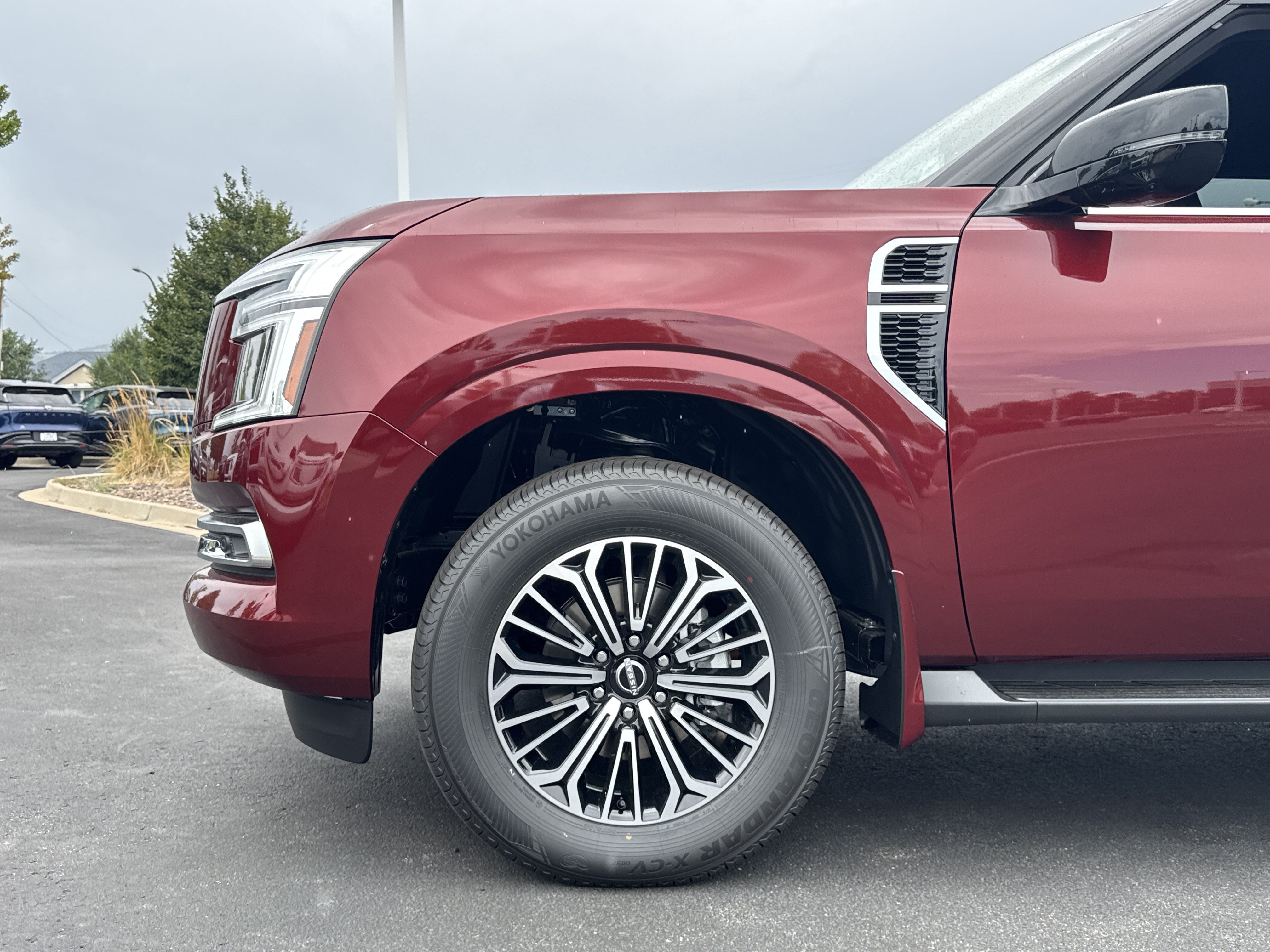 New 2026 Nissan Armada SL w/ Captain's Chari Seat Package AWD/4WD image 8