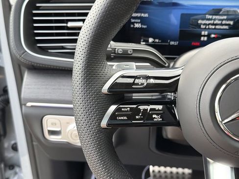New 2026 Mercedes-Benz GLS 450 4MATIC image 28