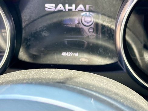 Used 2023 Jeep Wrangler Unlimited Sahara w/ Dual Top Group AWD/4WD image 13