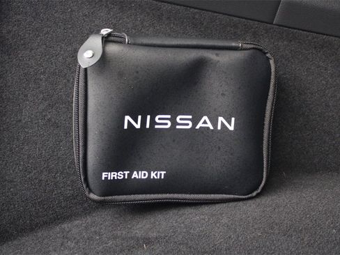 Used 2023 Nissan Rogue SL w/ SL Premium Package image 33