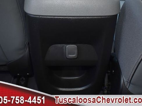 Used 2022 Chevrolet Colorado W/T image 23