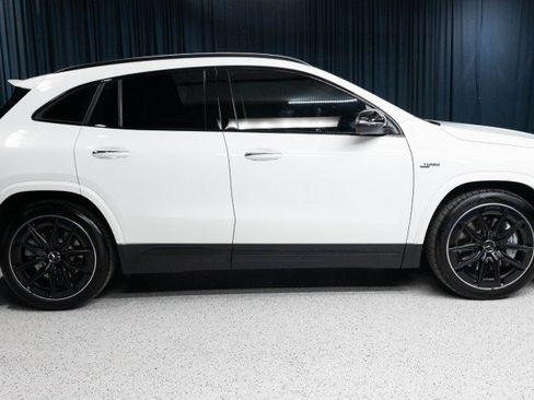 New 2026 Mercedes-Benz GLA 35 AMG 4MATIC image 4