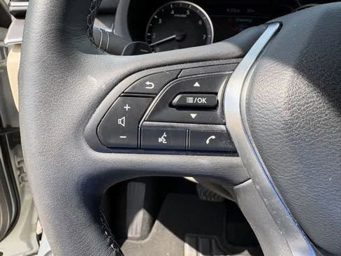 Used 2022 INFINITI QX50 Luxe FWD image 12