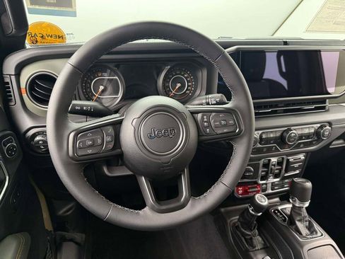 New 2026 Jeep Gladiator Mojave image 24