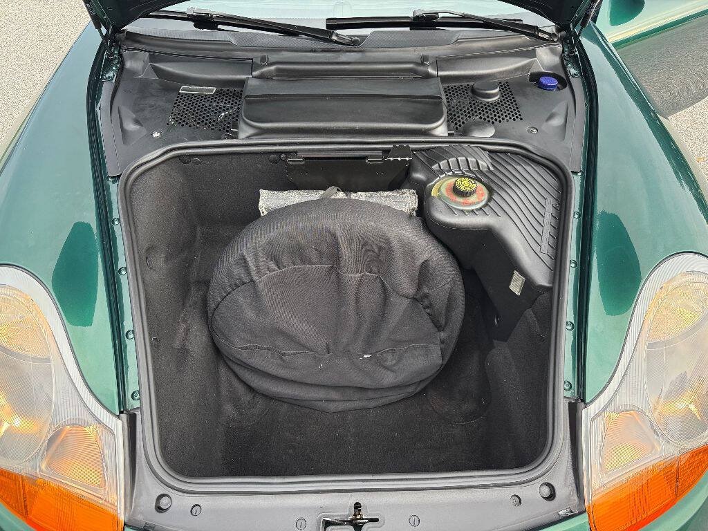 Used 2001 Porsche Boxster RWD image 28