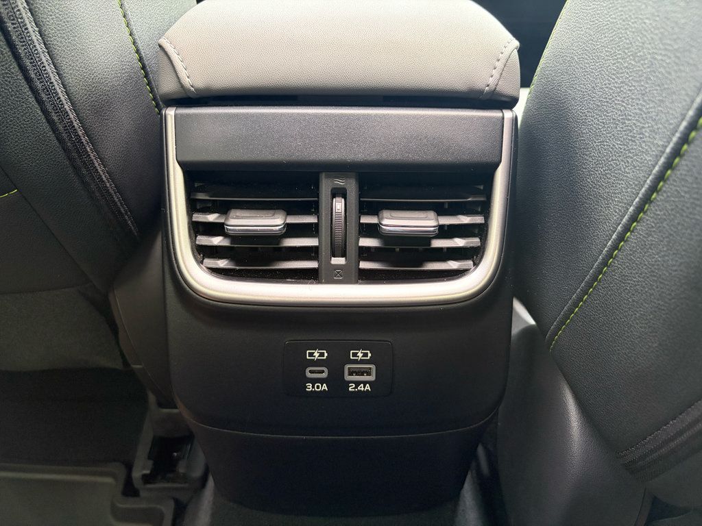 Used 2024 Subaru Outback Onyx Edition AWD/4WD image 15