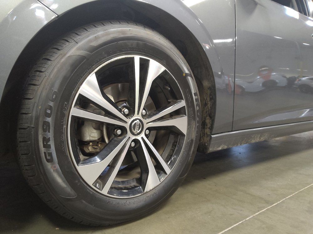 Used 2023 Nissan Sentra SV FWD image 31