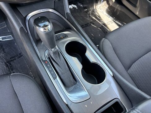 Used 2020 Chevrolet Malibu LT FWD image 23