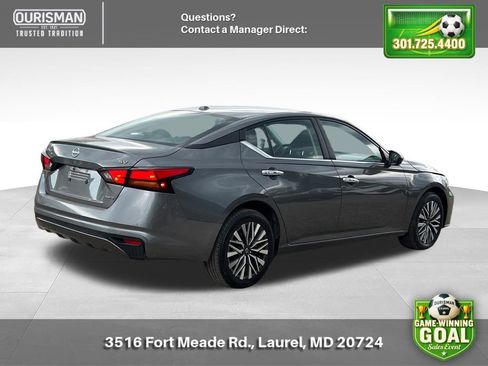 Used 2024 Nissan Altima 2.5 SV AWD/4WD image 3