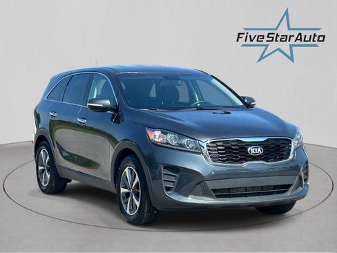 Used 2020 Kia Sorento FWD V6 image 1