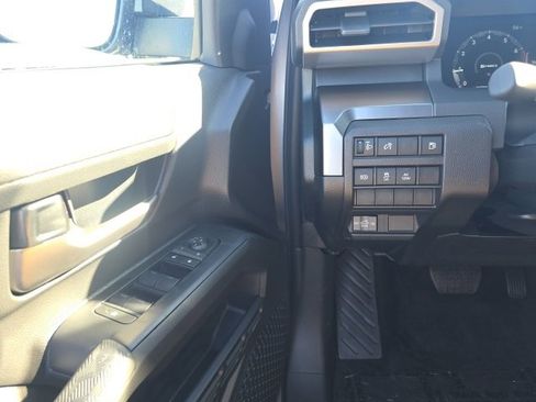 New 2025 Toyota Tacoma TRD Off-Road image 15