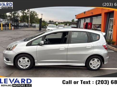Used 2012 Honda Fit Sport image 4