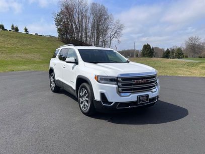 Used 2023 GMC Acadia SLE w/ Driver Convenience Package