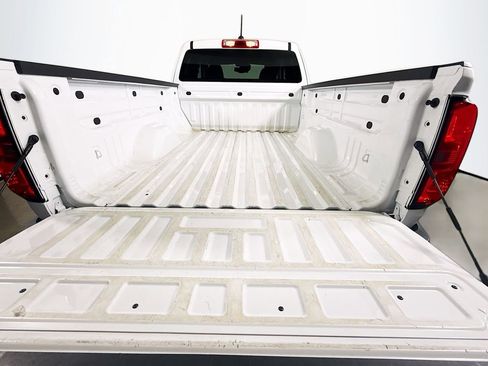 Used 2022 Chevrolet Colorado LT w/ Fleet Safety Package image 30