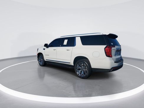Used 2021 GMC Yukon XL SLT w/ SLT Premium Package AWD/4WD image 6