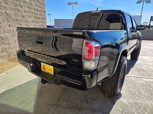 Used 2021 Toyota Tacoma TRD Sport w/ Technology Package image 6