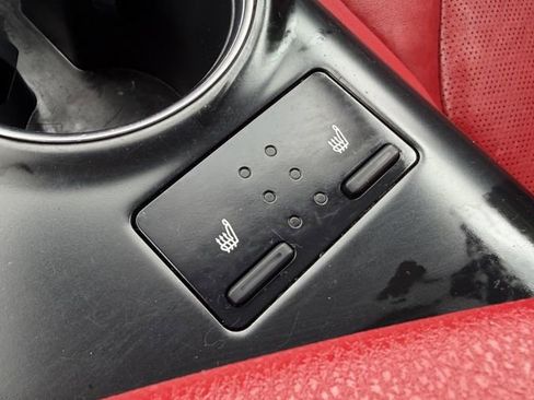 Used 2019 Toyota Camry XSE FWD image 22