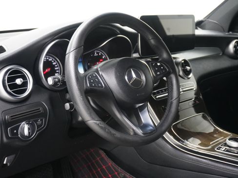 Used 2018 Mercedes-Benz GLC 300 image 10
