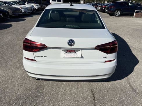 Used 2018 Volkswagen Passat 2.0T SE FWD image 6