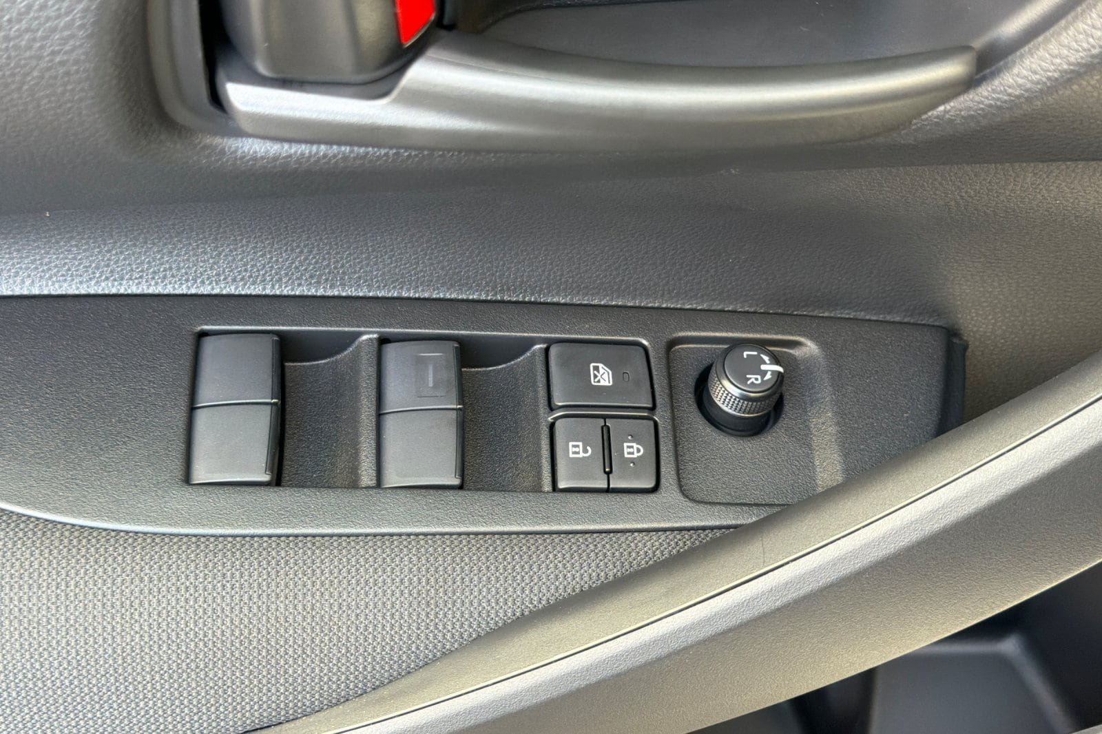 New 2027 Toyota Corolla LE FWD image 11