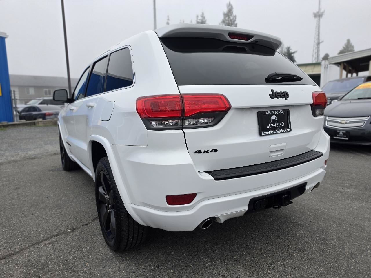 Used 2015 Jeep Grand Cherokee Altitude AWD/4WD image 7