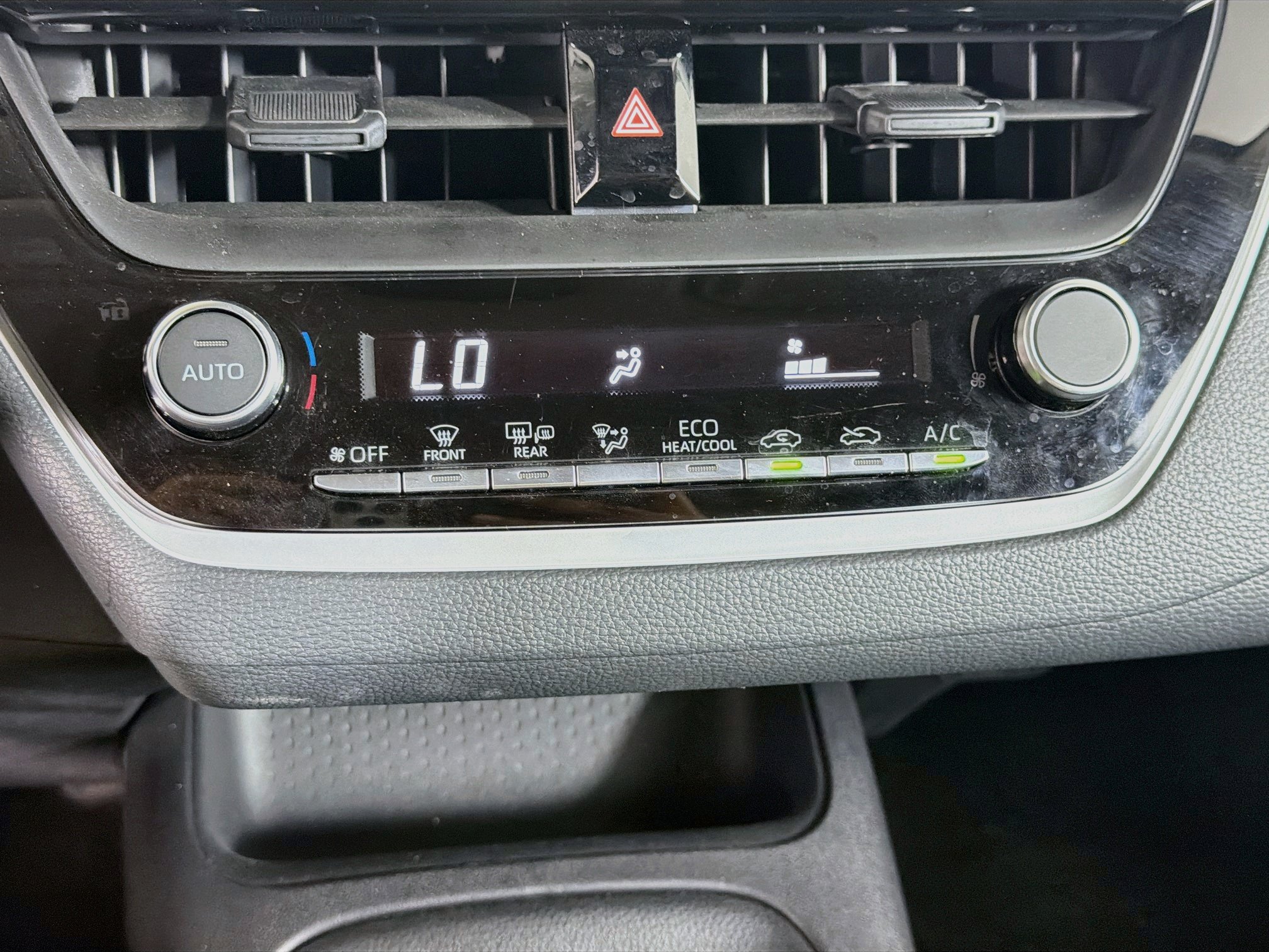 Used 2026 Toyota Corolla LE FWD image 22