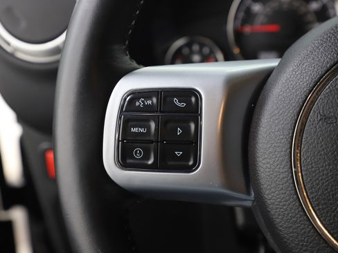 Used 2016 Jeep Wrangler Rubicon AWD/4WD image 24