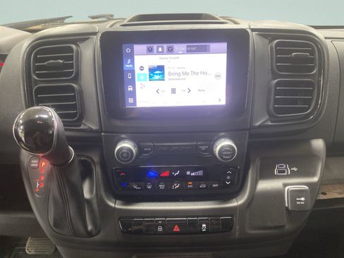 Used 2026 RAM ProMaster 2500 w/ Convenience Group FWD image 19