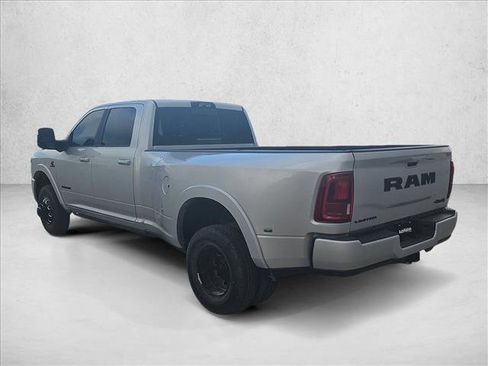 New 2026 RAM 3500 Limited AWD/4WD image 9