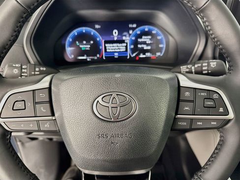 New 2026 Toyota Grand Highlander FWD image 15