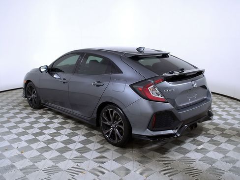 Used 2018 Honda Civic Sport image 10